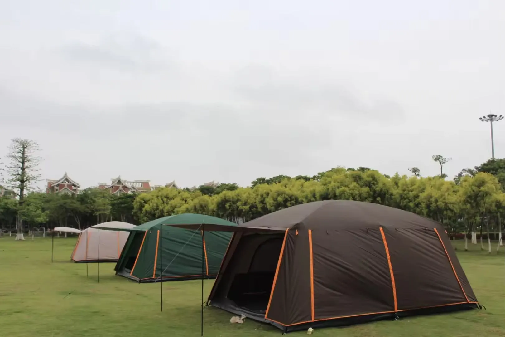 Camping Tent (8-10 person)