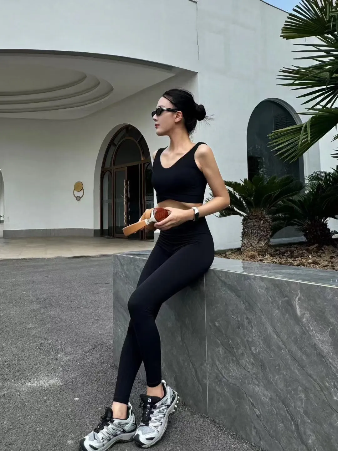 Essential Yoga Leggings with Back Pocket - Multiple Colors Asian Length